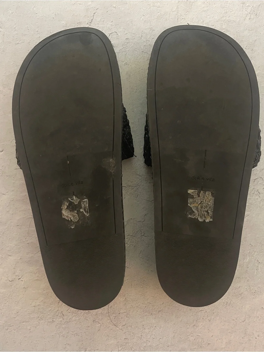 Dolce Vita “Sidona” Platform Sandals — Onyx Raffia | Size 9.5